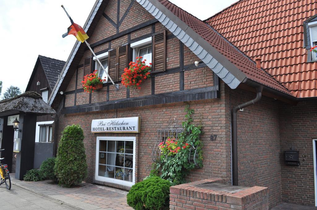 Hotel & Restaurant Bei Hoelzchen Hanôver Exterior foto
